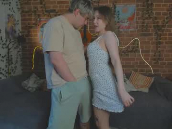 yami_yami_yami webcam model stream image