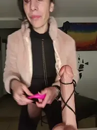 freyamoret webcam model stream image