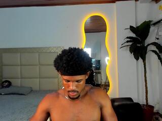 Jhons Black webcam model stream image