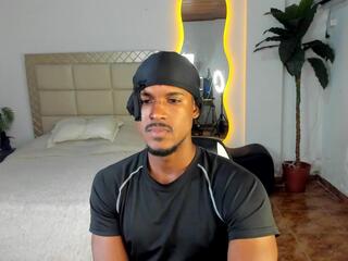 Jhons Black webcam model stream image