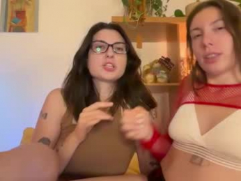 cringebutcute webcam model stream image