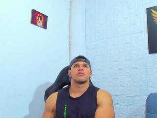 Aaron Velour webcam model stream image