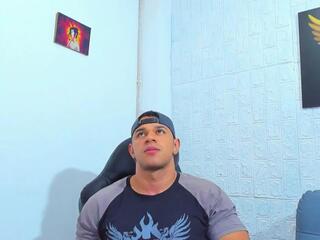 Aaron Velour webcam model stream image