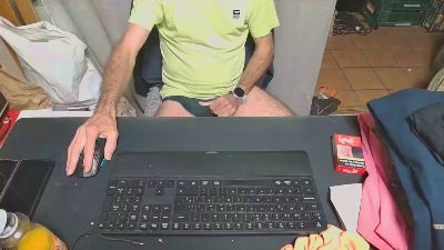 hucho40 webcam model stream image