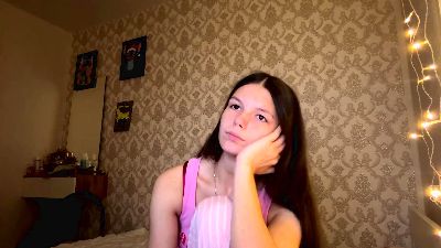 TarraMcroyal webcam model stream image