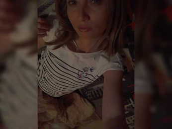 Lena-33 webcam model stream image