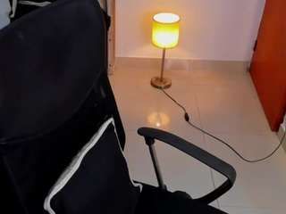 andrew-wolf webcam model stream image