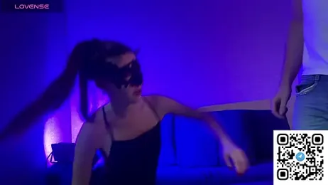 WetFantasyRoom webcam model stream image