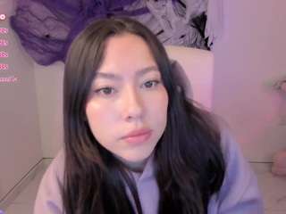 bubble-gum webcam model stream image