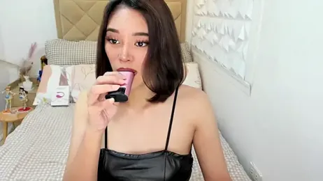 TsHeartXxx webcam model stream image