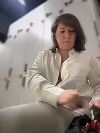 ZhenjaPoledance webcam model stream image