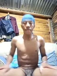 Peterveero12 webcam model stream image