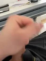 hannes256102 webcam model stream image