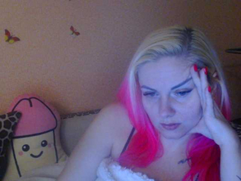LazyPussy webcam model stream image