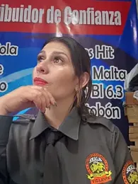 Alysson-- webcam model stream image