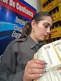 Alysson-- webcam model stream image