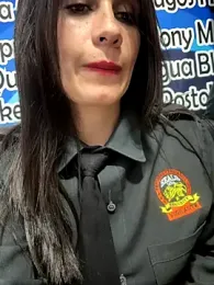 Alysson-- webcam model stream image