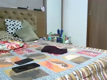 SuperHardBoy12 webcam model stream image