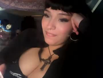lupitaissick webcam model stream image