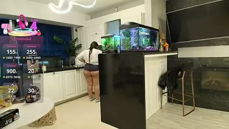 Layla- webcam model stream image