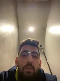 AkinXL webcam model stream image