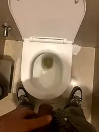 AkinXL webcam stripchat model stream image