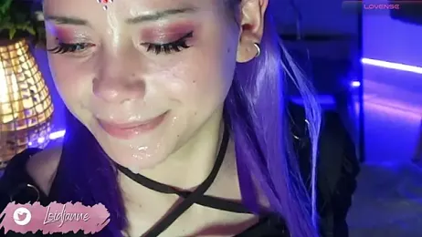 Loidjanne webcam model stream image