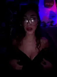 Amani_thewolf webcam model stream image