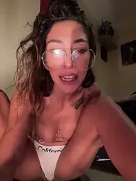 Amani_thewolf webcam model stream image