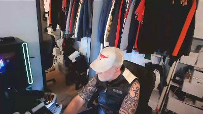 FTSHR webcam cam4 model stream image