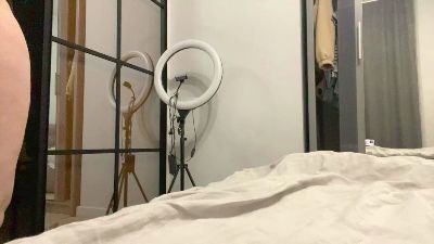 EmberLamb webcam model stream image