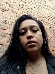 -Mia1 webcam model stream image