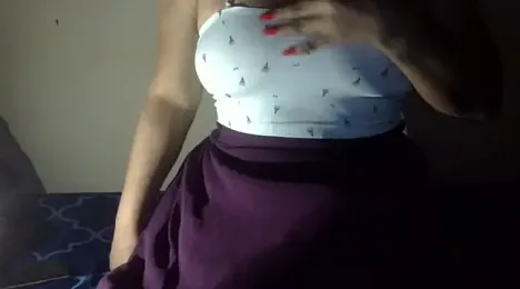 Lusty_Wife1 webcam stripchat model stream image