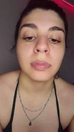 Violetazein webcam model stream image