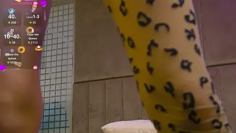 MiaAddison webcam model stream image