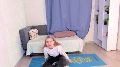 AlesiaTrench webcam model stream image