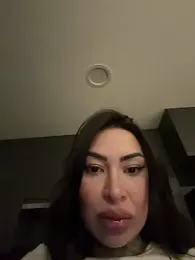 Iam_Annii webcam model stream image