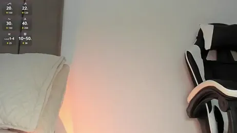 soyamandaa_ webcam model stream image