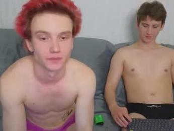 pupsenish webcam model stream image