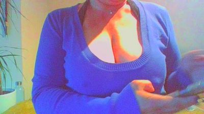 IsaKev webcam model stream image