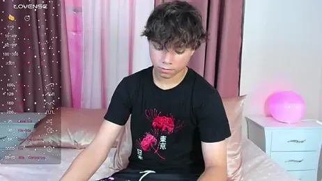 Honeymoon_sariel webcam model stream image