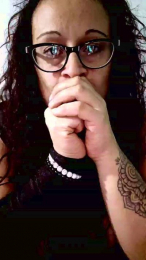 Deandra webcam model stream image