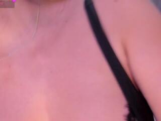 Victoria Romano webcam model stream image