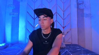 Austin_Santos_ webcam model stream image