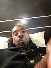 Judah_LyonZ webcam model stream image