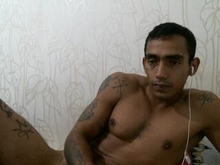 Lyam Lovers webcam model stream image