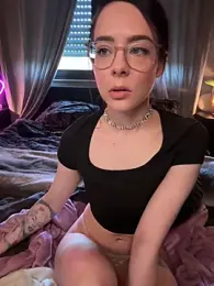 Viktoria_Marie webcam model stream image