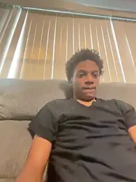 dmmeformerch webcam stripchat model stream image