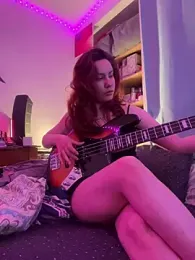 Nina-Chick777 webcam model stream image