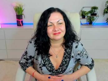 IrissMoon webcam model stream image